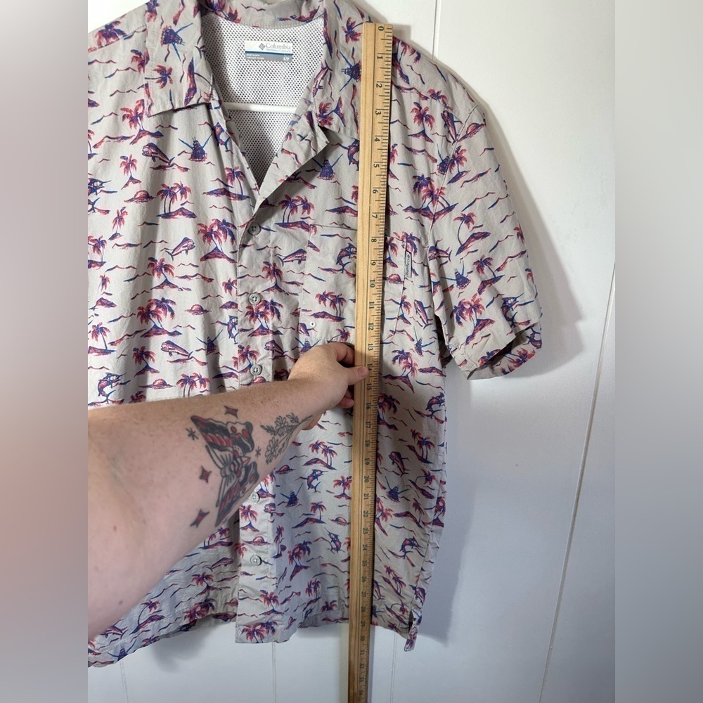 Columbia Men’s Swordfish PFG Button Up Shirt Size Small - Picture 5 of 9